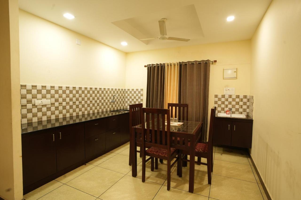 K V Suites Kochi ภายนอก รูปภาพ