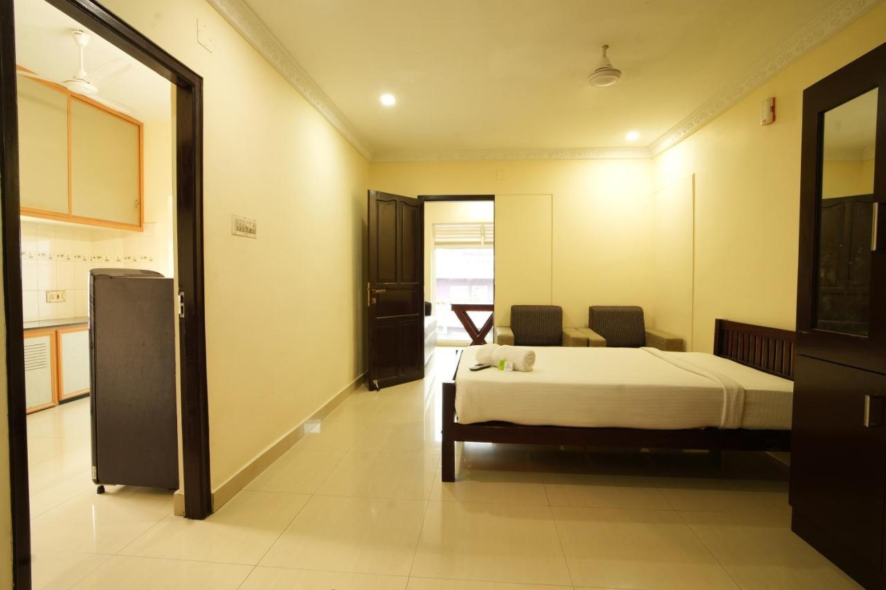 K V Suites Kochi ภายนอก รูปภาพ