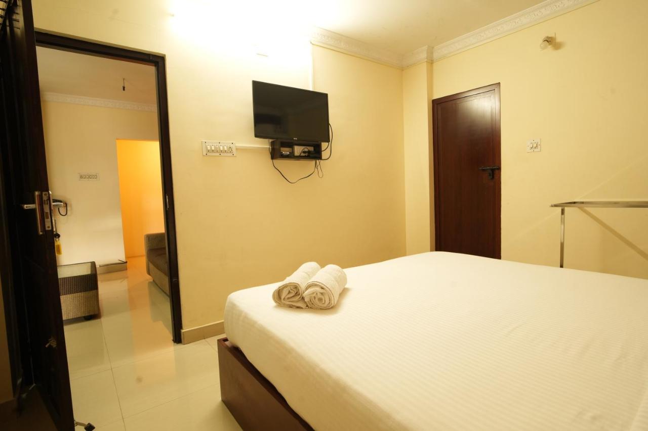 K V Suites Kochi ภายนอก รูปภาพ