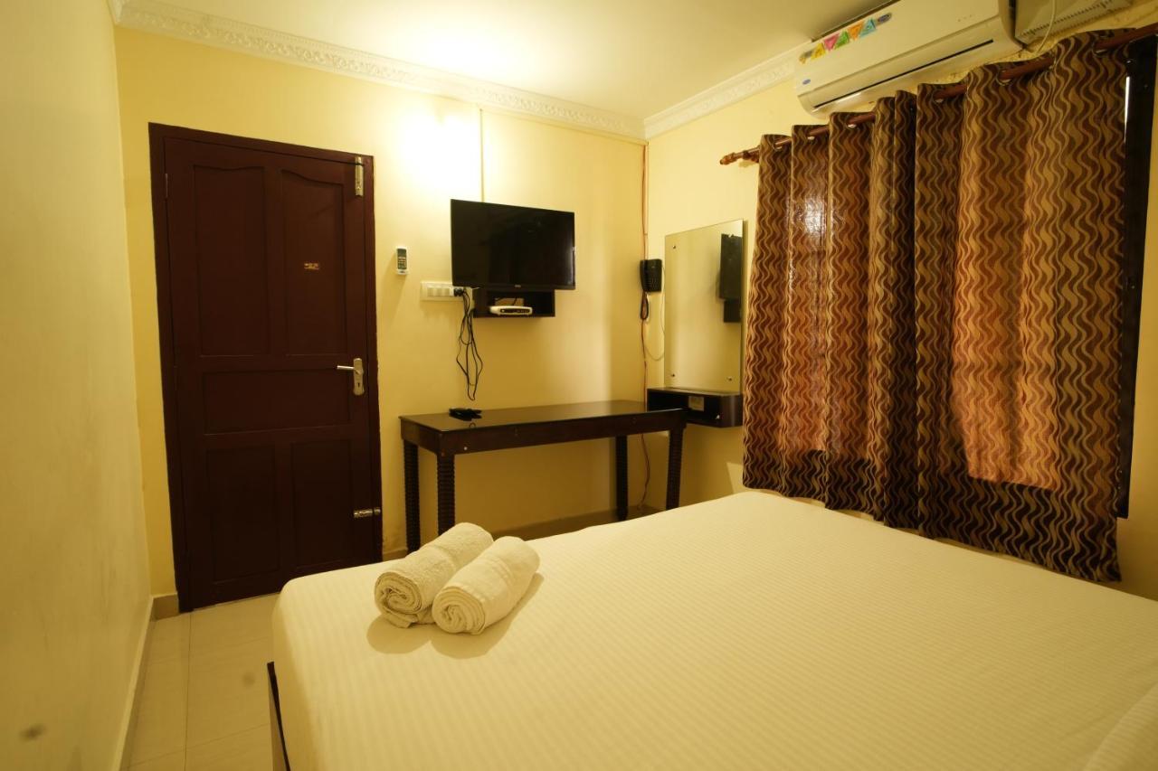 K V Suites Kochi ภายนอก รูปภาพ