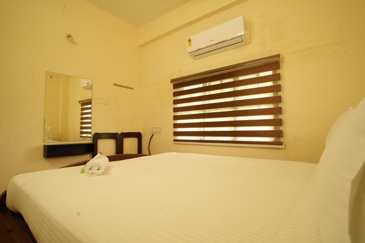 K V Suites Kochi ภายนอก รูปภาพ